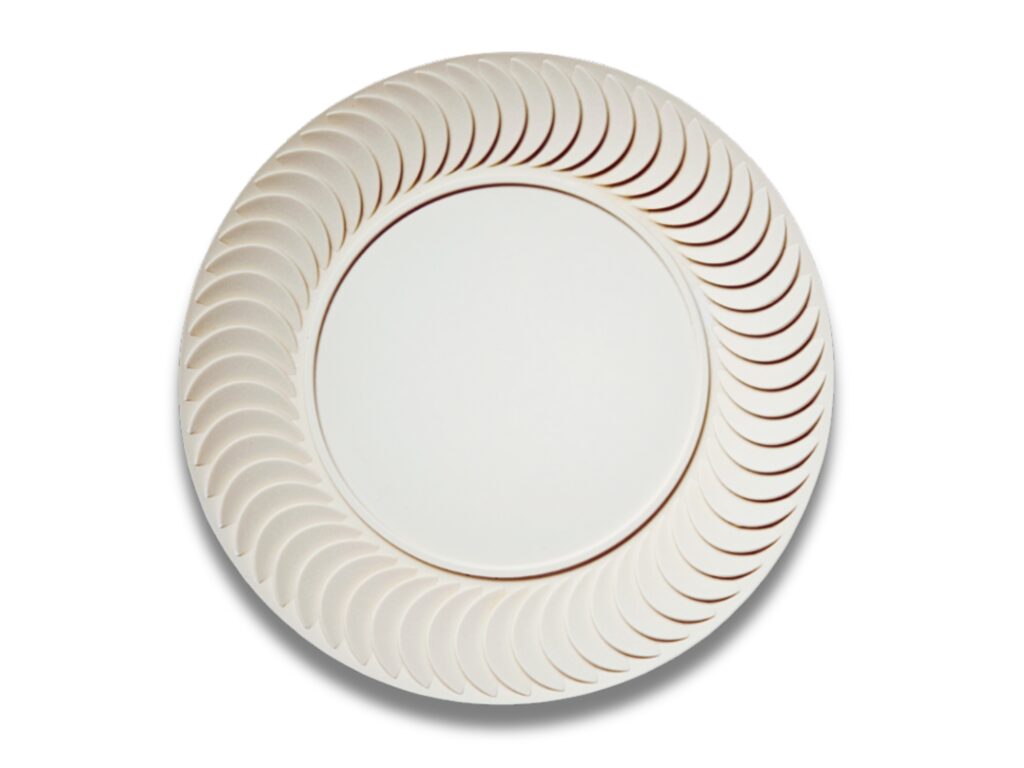 Assiettes originales en jesmonite et porcelaine de Limoges. Un nouvel art de la table